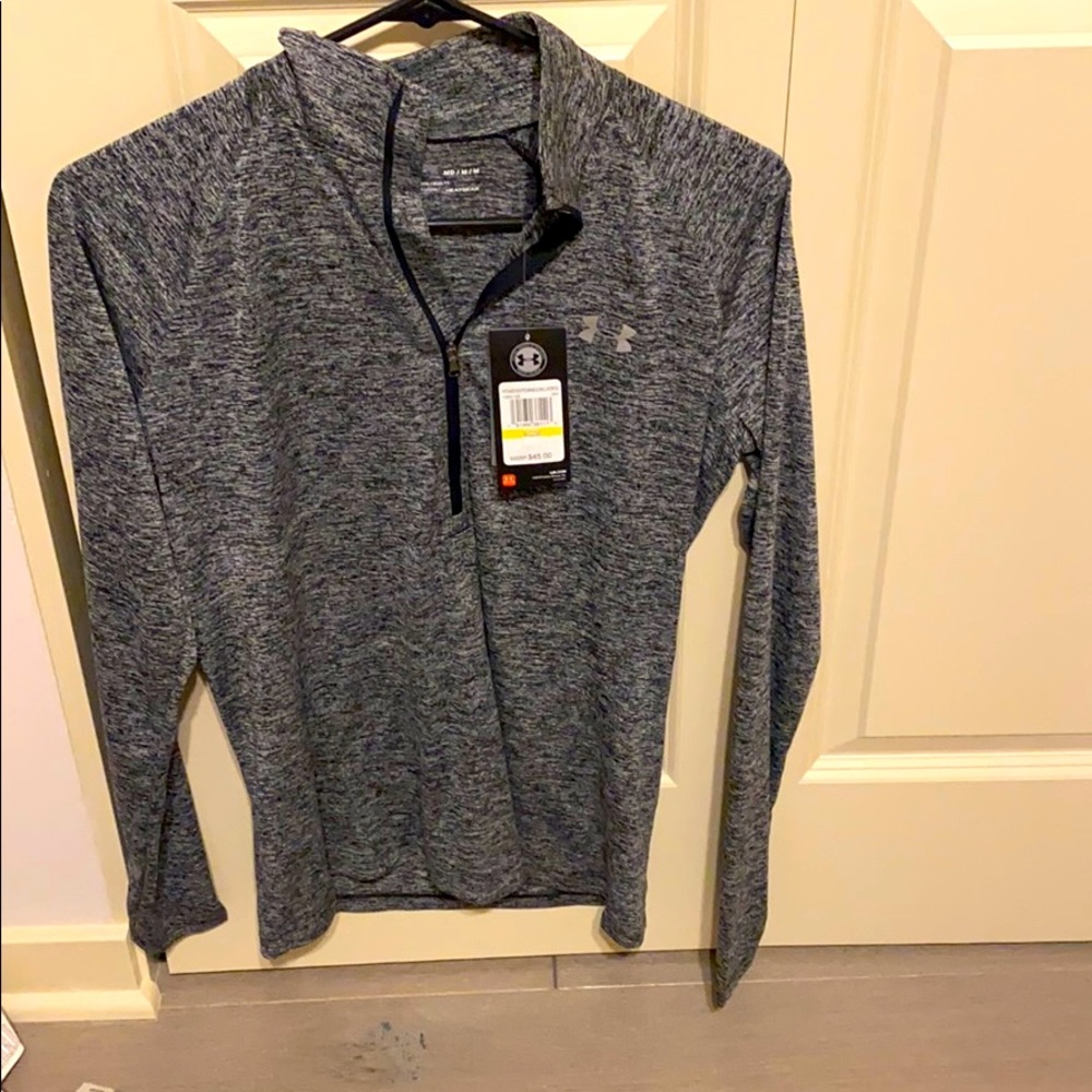 Women’s under armor top